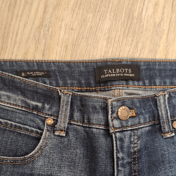 Talbots Dark Blue Distressed Slim Straight Ankle Jeans Size 8 - Picture 2 of 3